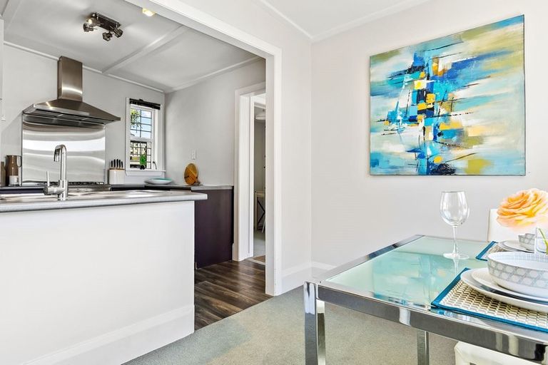 Photo of property in 12 Cheviot Street, Spreydon, Christchurch, 8024