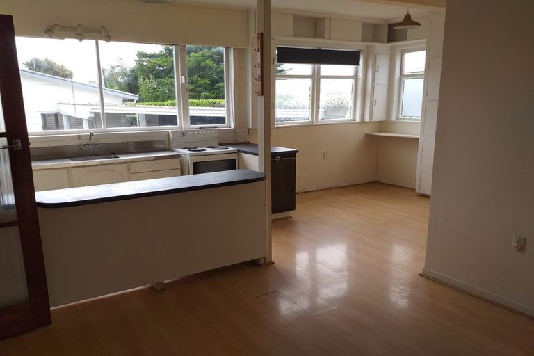 Photo of property in 43a Moa Road, Point Chevalier, Auckland, 1022