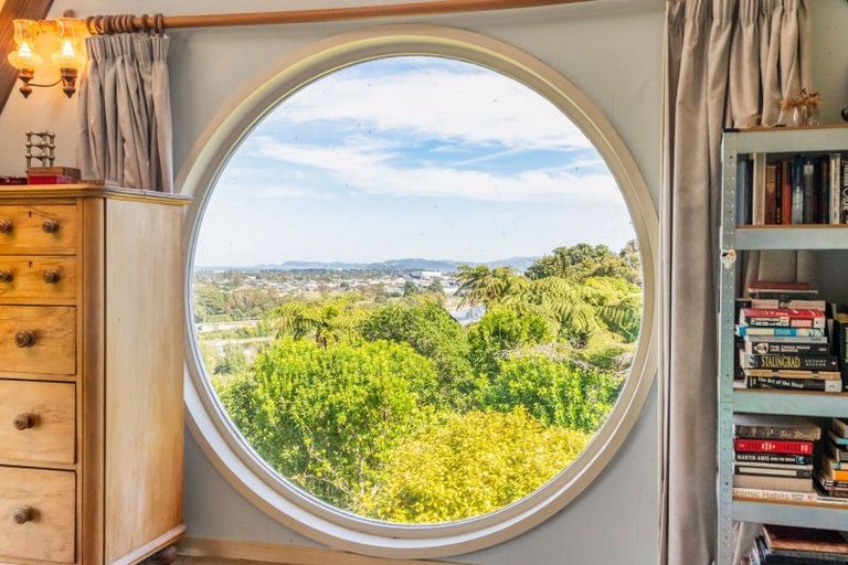 Photo of property in 7 Coach Lane, Belmont, Lower Hutt, 5010