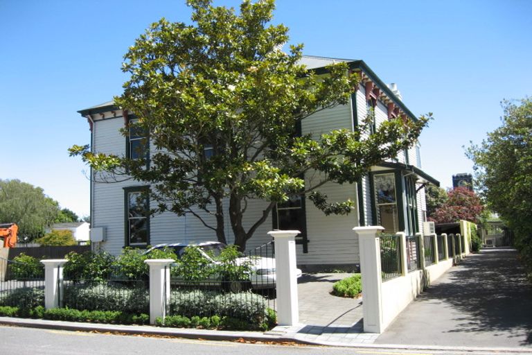 Photo of property in 127 Merivale Lane, Merivale, Christchurch, 8014