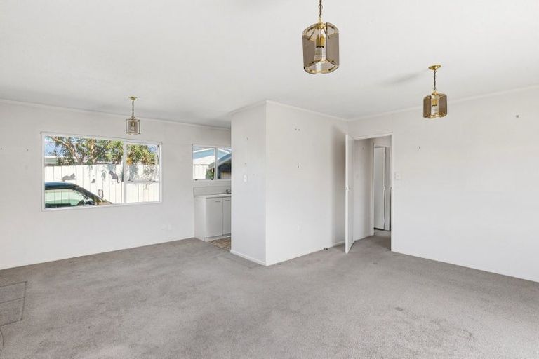 Photo of property in 408 Mazengarb Road, Paraparaumu, 5032