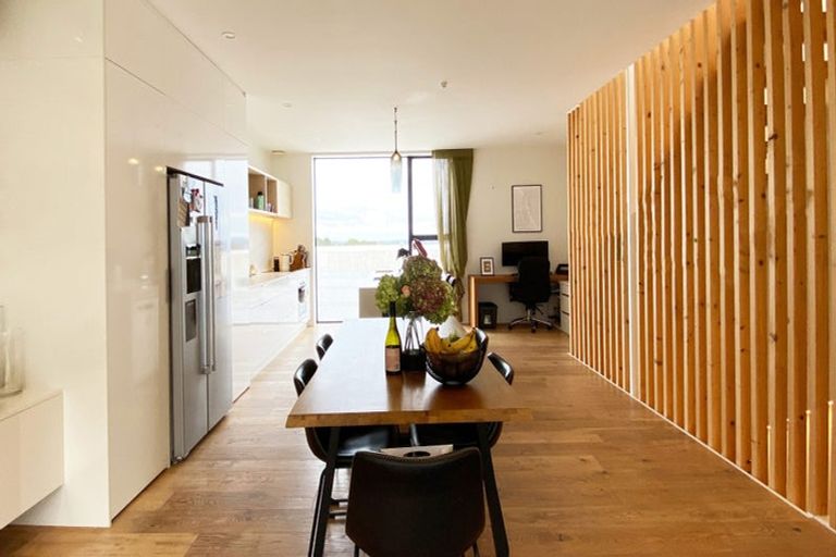 Photo of property in Sugar Lane Apartments, 11/31 Rawene Road, Birkenhead, Auckland, 0626