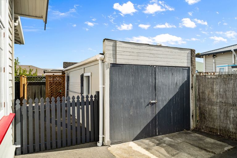 Photo of property in 4 Rugby Street, Saint Kilda, Dunedin, 9012
