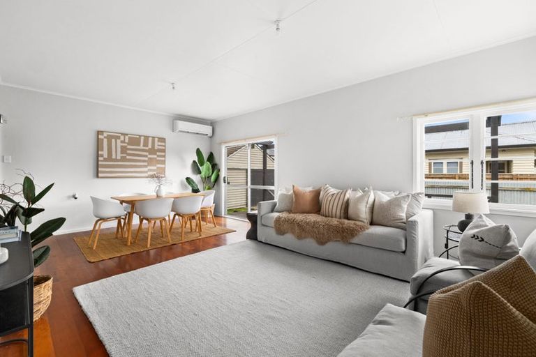 Photo of property in 1006 Saint Aubyn Street East, Parkvale, Hastings, 4122