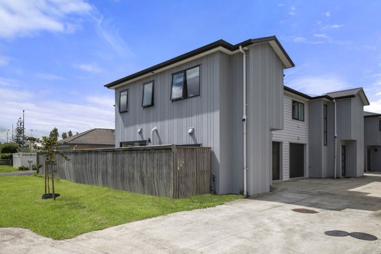 Photo of property in 2 Millen Avenue, Pakuranga, Auckland, 2010