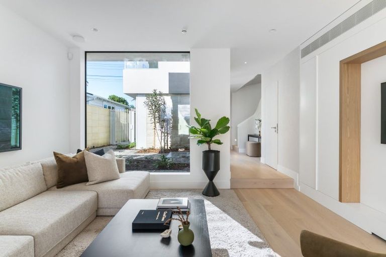 Photo of property in 19a Argyle Street, Hamilton East, Hamilton, 3216