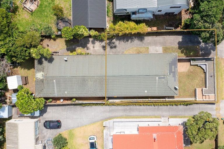 Photo of property in 124a Karewa Parade, Papamoa Beach, Papamoa, 3118