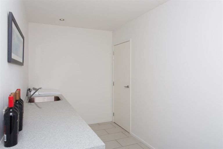 Photo of property in 4 Saint Remy Lane, Redcliffs, Christchurch, 8081