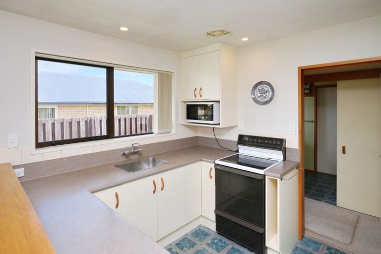 Photo of property in 4 Seadown Crescent, Amberley, 7410