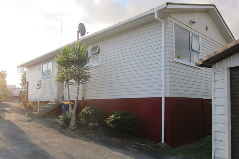 Photo of property in 18 Normandy Place, Henderson, Auckland, 0610