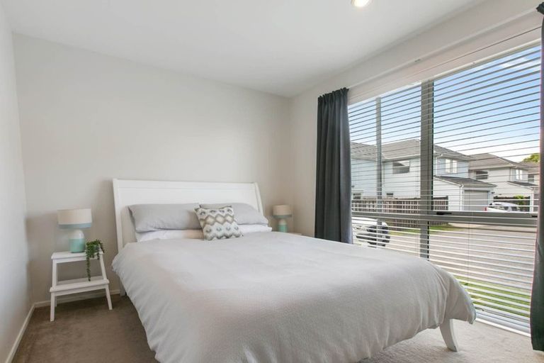 Photo of property in 235b Porchester Road, Takanini, 2112