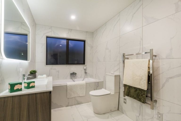 Photo of property in 31 Myland Drive, Hobsonville, Auckland, 0616