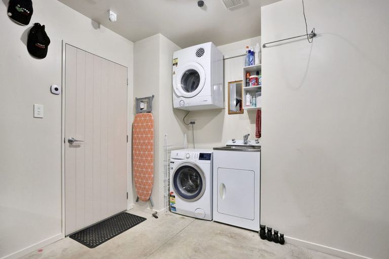 Photo of property in 90 Aitken Street, Ashburton, 7700