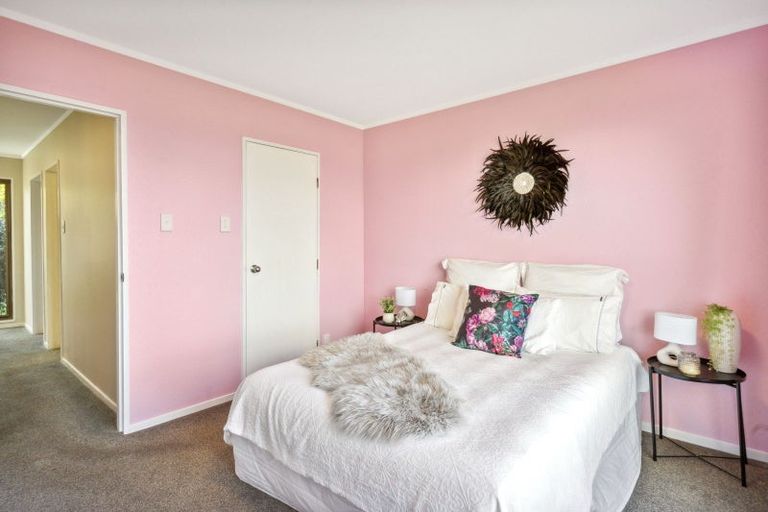 Photo of property in 20 Gurkha Crescent, Khandallah, Wellington, 6035