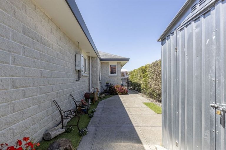 Photo of property in 10 Warwick Street, Feilding, 4702