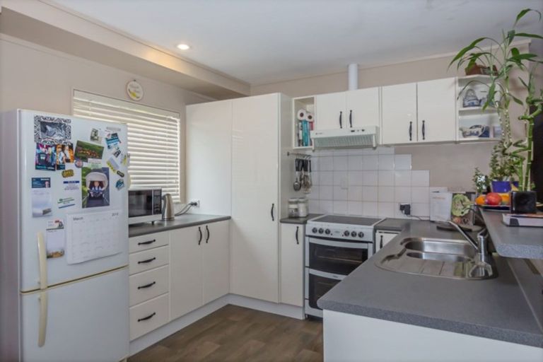 Photo of property in 5 Shadon Place, Stanmore Bay, Whangaparaoa, 0932