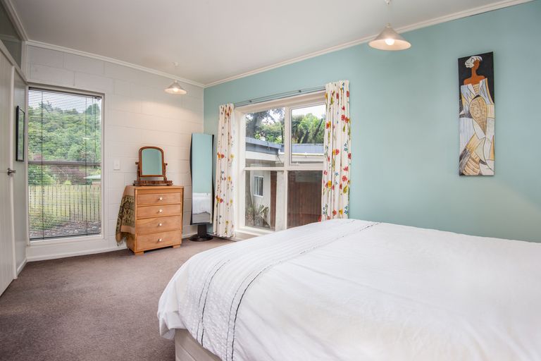Photo of property in 122 Somerville Street, Andersons Bay, Dunedin, 9013