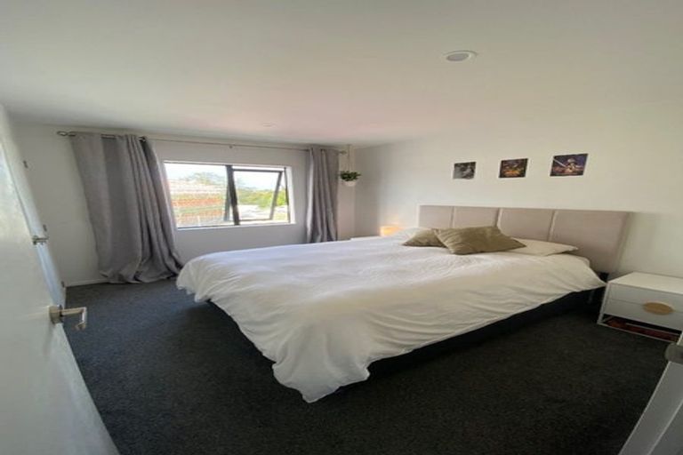 Photo of property in 13 Artistry Lane, Papakura, 2110