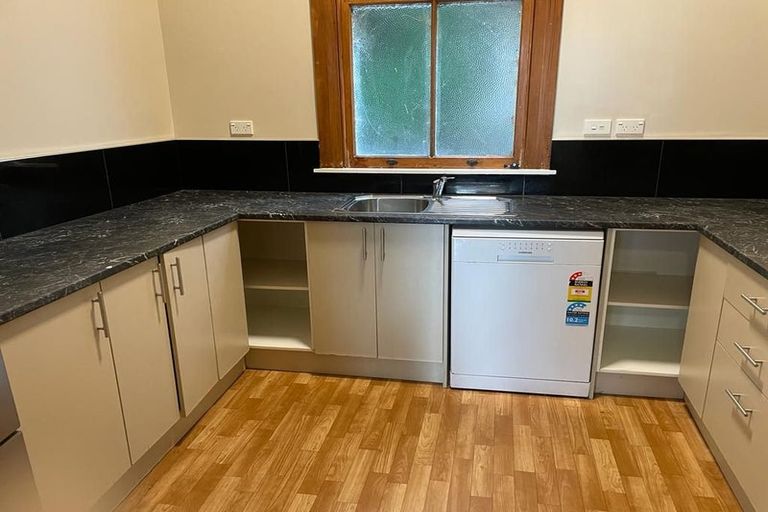 Photo of property in 48 Aurora Terrace, Kelburn, Wellington, 6012