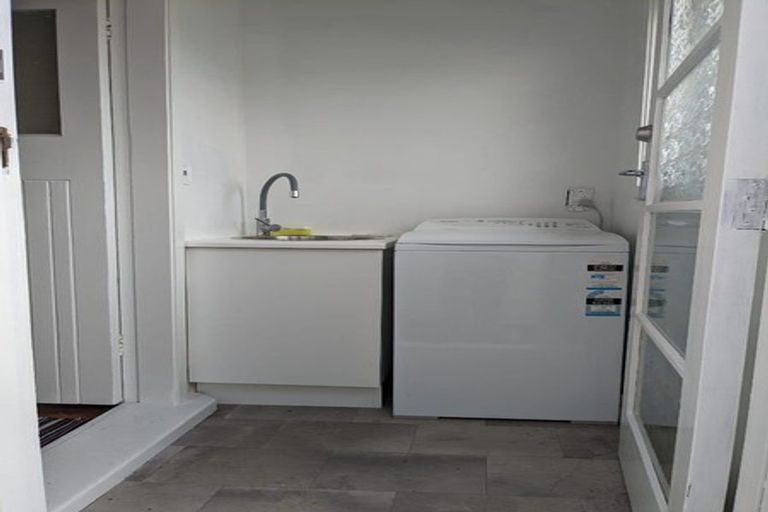 Photo of property in 402 Frederick Street, Mahora, Hastings, 4120