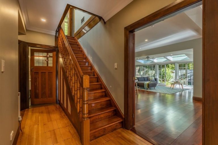 Photo of property in 23 Brougham Street, Nelson South, Nelson, 7010