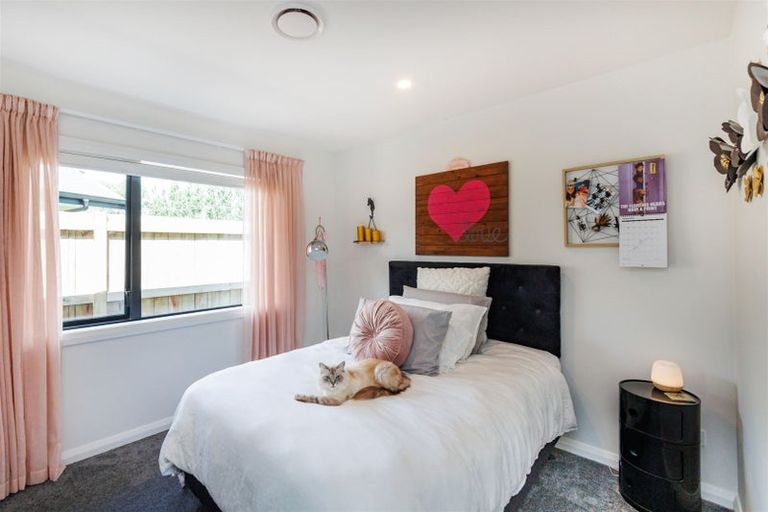 Photo of property in 36 Freedom Drive, Kelvin Grove, Palmerston North, 4414