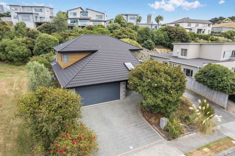 Photo of property in 7 Saint Austell Close, Camborne, Porirua, 5026