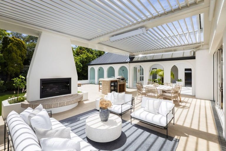 Photo of property in 93 Carlton Mill Road, Merivale, Christchurch, 8014