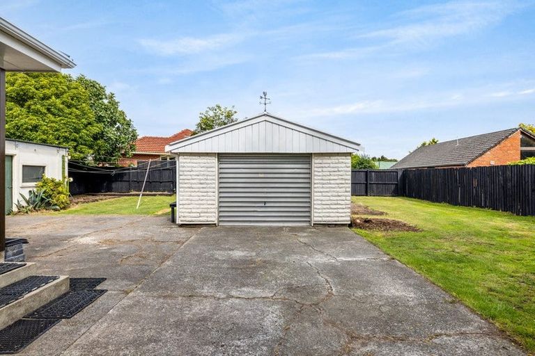 Photo of property in 35 Balrudry Street, Avonhead, Christchurch, 8042