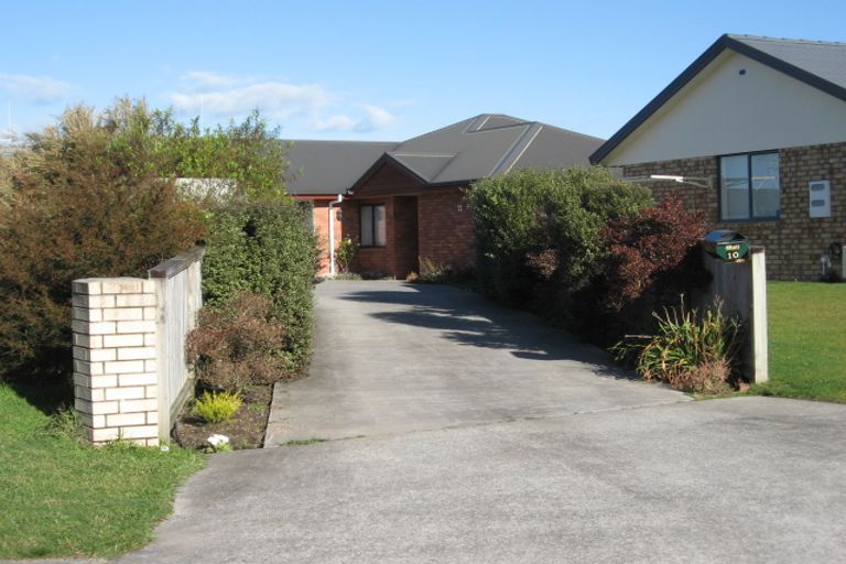 Photo of property in 10 Arundel Place, Nawton, Hamilton, 3200