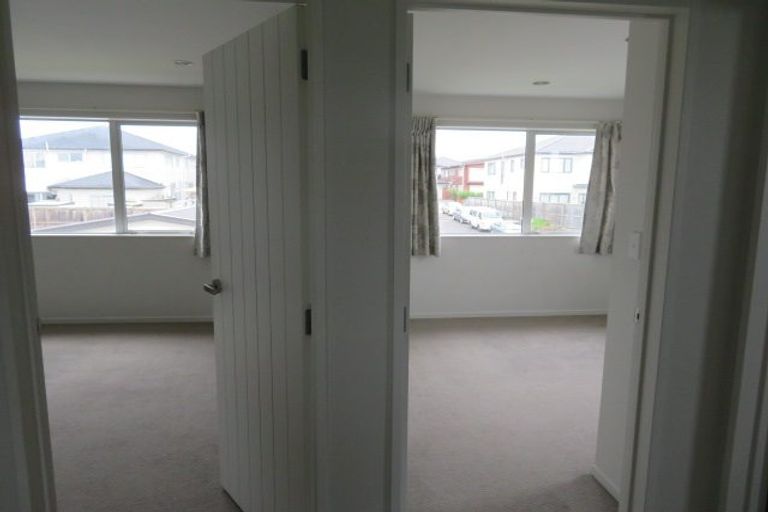 Photo of property in 70 Pencaitland Drive, Flat Bush, Auckland, 2019