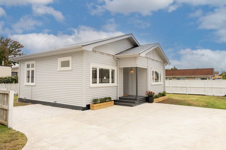 Photo of property in 12 Rata Street, Maeroa, Hamilton, 3200