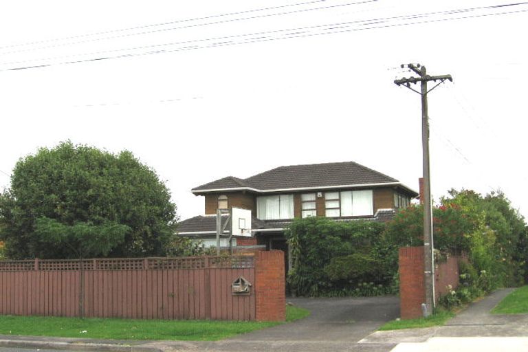 Photo of property in 113 Ocean View Road, Hillcrest, Auckland, 0627
