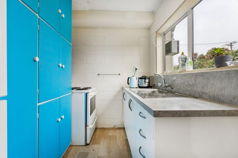 Photo of property in 2/53 Brockworth Place, Riccarton, Christchurch, 8011