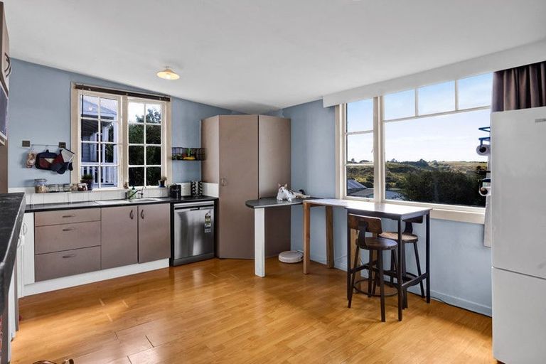 Photo of property in 6 Devon Street, Patea, 4520