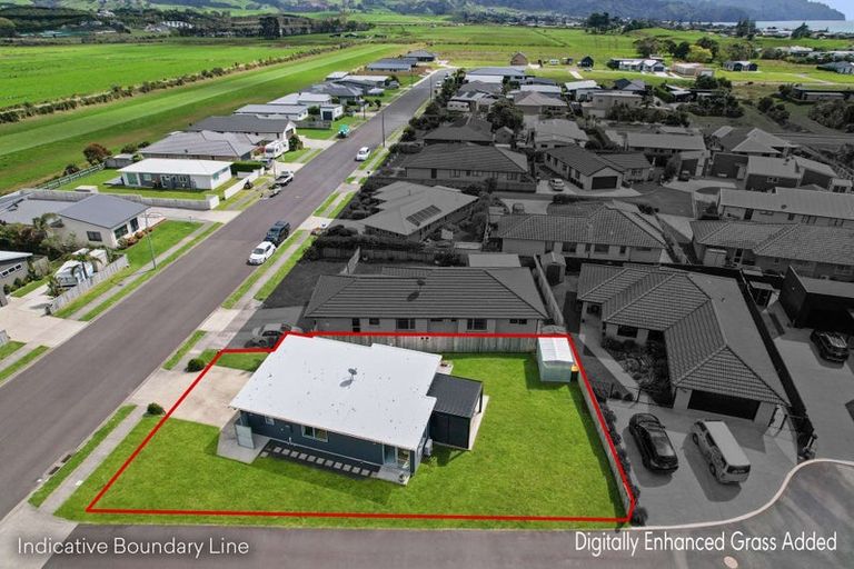 Photo of property in 16 Reel Road, Athenree, Waihi Beach, 3611
