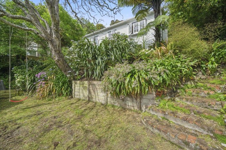 Photo of property in 34 Northland Road, Northland, Wellington, 6012