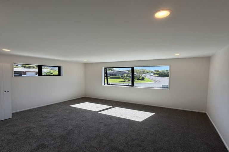 Photo of property in 40b Centorian Drive, Windsor Park, Auckland, 0632