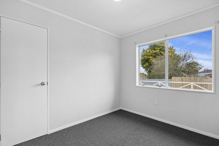 Photo of property in 49a Kings Drive, Levin, 5510