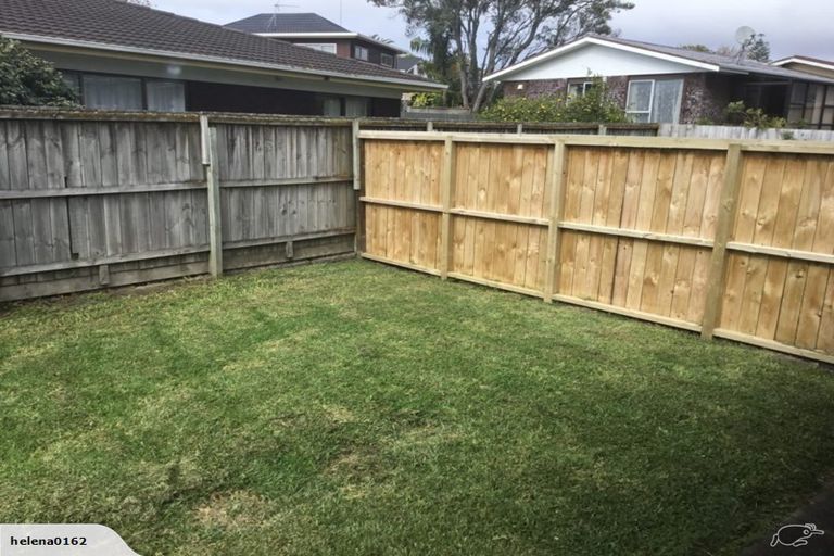 Photo of property in 1/36 Blacklock Avenue, Henderson, Auckland, 0612