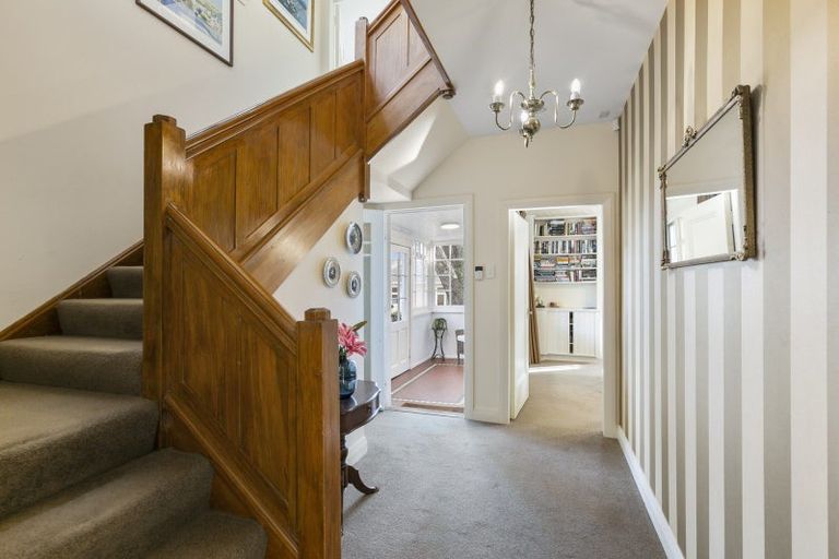 Photo of property in 9 Cooper Street, Karori, Wellington, 6012