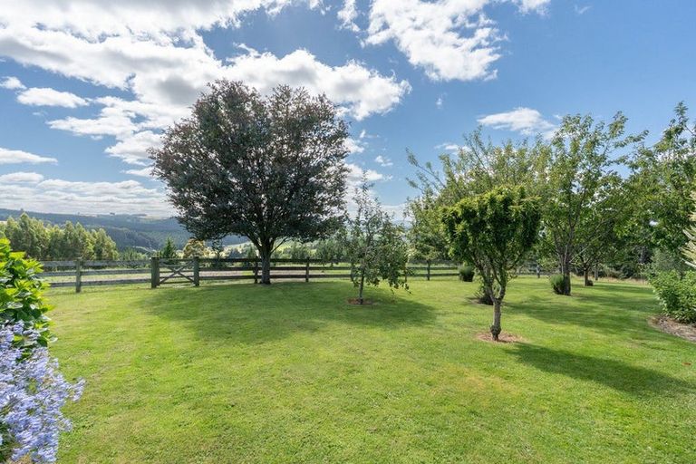 Photo of property in 138 Mckendry Road, Woodside, Outram, 9074