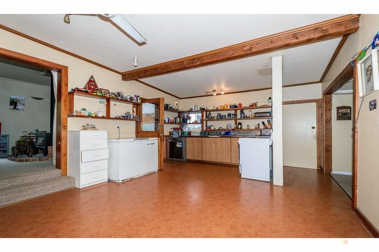 Photo of property in 35 Leonard Street, Waimate, 7924