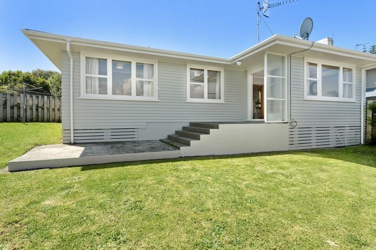 Photo of property in 4 Regent Street, Brookfield, Tauranga, 3110