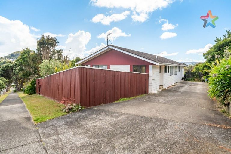 Photo of property in 212a Staithes Drive South, Whitby, Porirua, 5024