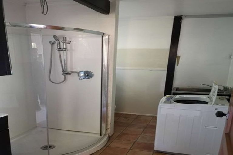 Photo of property in 45 Takahe Road, Titirangi, Auckland, 0604