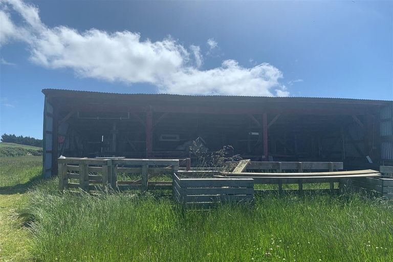 Photo of property in 19 Old Bluff Highway, Greenhills, Invercargill, 9877