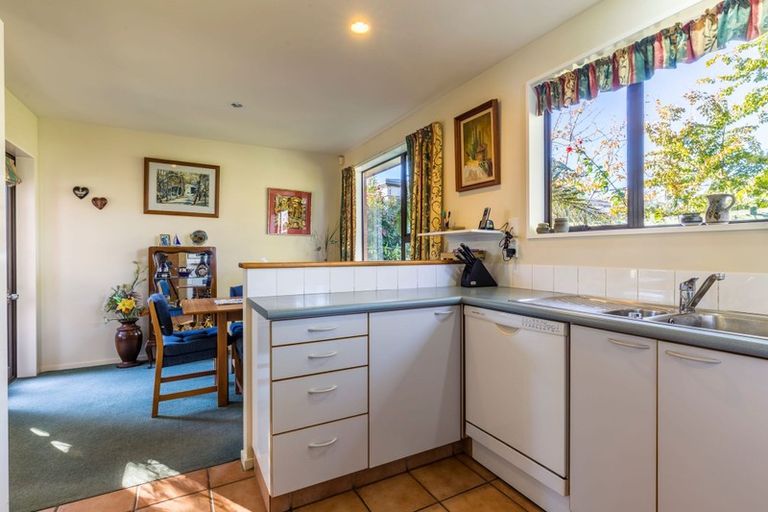 Photo of property in 2/32a Diamond Avenue, Spreydon, Christchurch, 8024