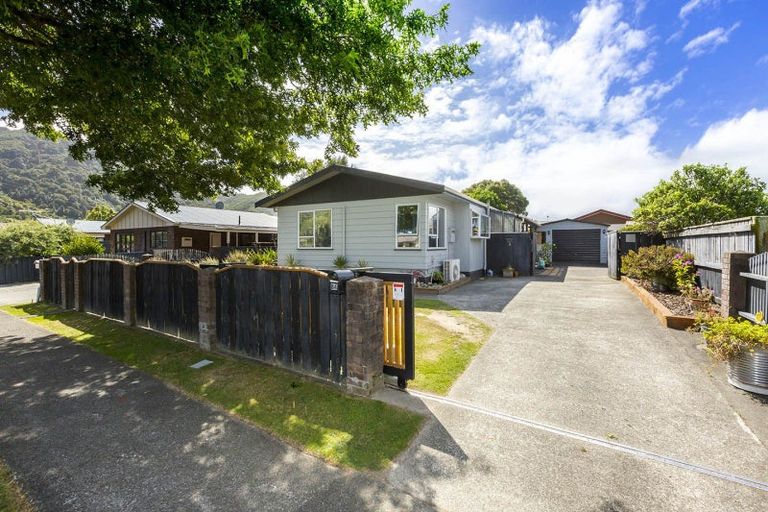 Photo of property in 84 Totara Park Road, Totara Park, Upper Hutt, 5018
