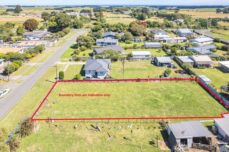 Photo of property in 9 Suther Street, Waverley, 4510